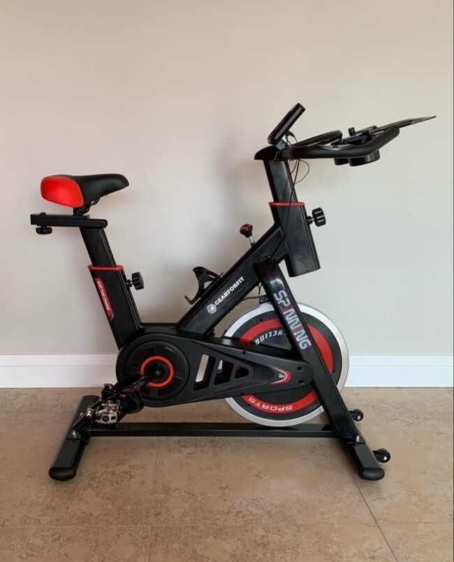 spin bike with gear lever